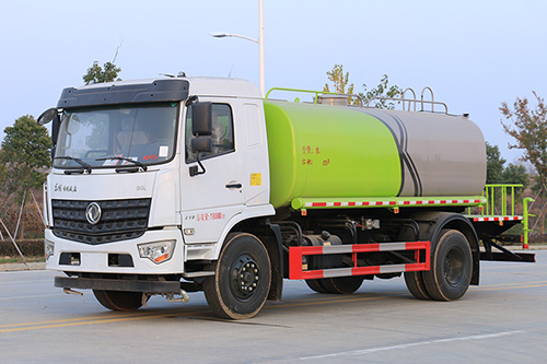 12吨国六东风D3L洒水车