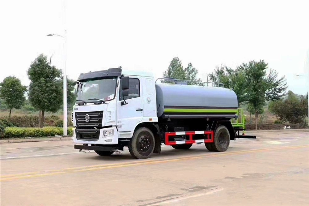 东风华神F5（12-14立方）洒水车
