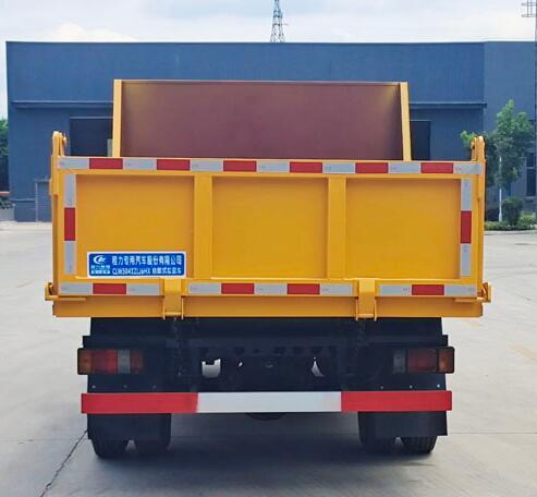 程力威牌CLW5042ZLJ6HX型自卸式垃圾车-后部照片