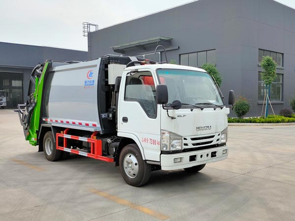 五十铃5方压缩式垃圾车